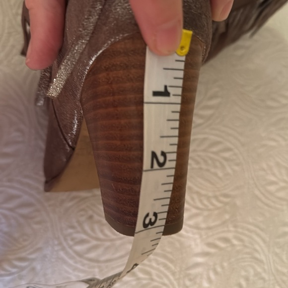 Ariat Unbridled fringe bootie, brown metallic, size 8 - Picture 6 of 7